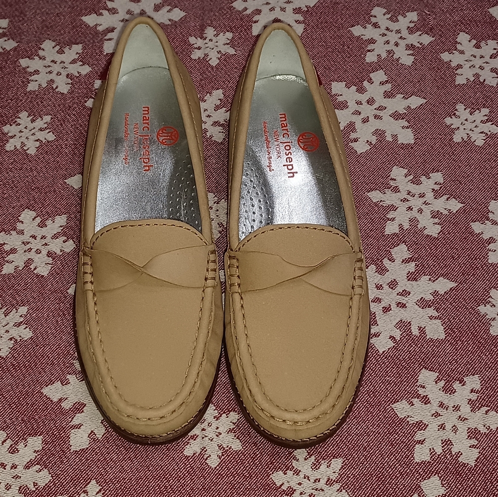 Marc Joseph New York ladies flats. Size 6.5